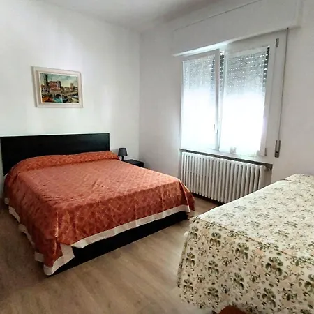 Cn028 - Cesenatico, Federica - Comodo Trilocale Con Posto Auto