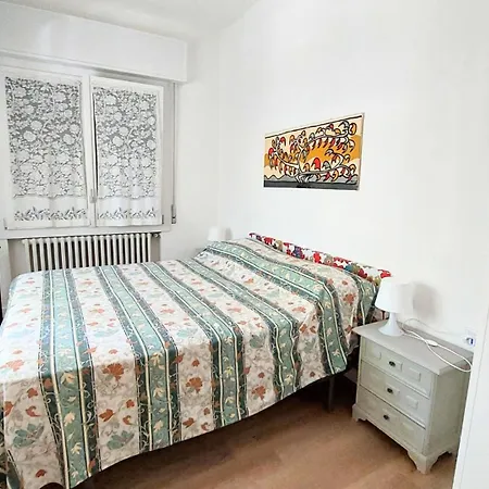 Cn028 - Cesenatico, Federica - Comodo Trilocale Con Posto Auto * 切塞纳蒂科