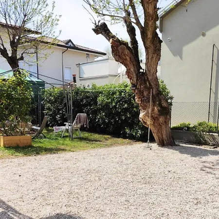 Cn028 - Cesenatico, Federica - Comodo Trilocale Con Posto Auto 切塞纳蒂科