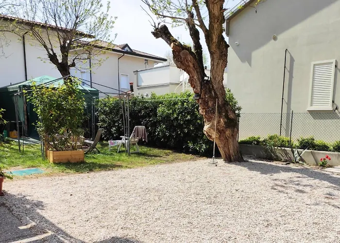 Cn028 - Cesenatico, Federica - Comodo Trilocale Con Posto Auto Cesenatico